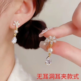 夏季新款精致时尚百搭锆石花瓣水滴流苏耳夹小众轻奢简约设计耳坠