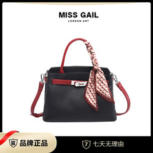 ���Q�߶˴����֦�yͨ��Ůʿ���P��������¿��ճ��ϰ�б��μ��