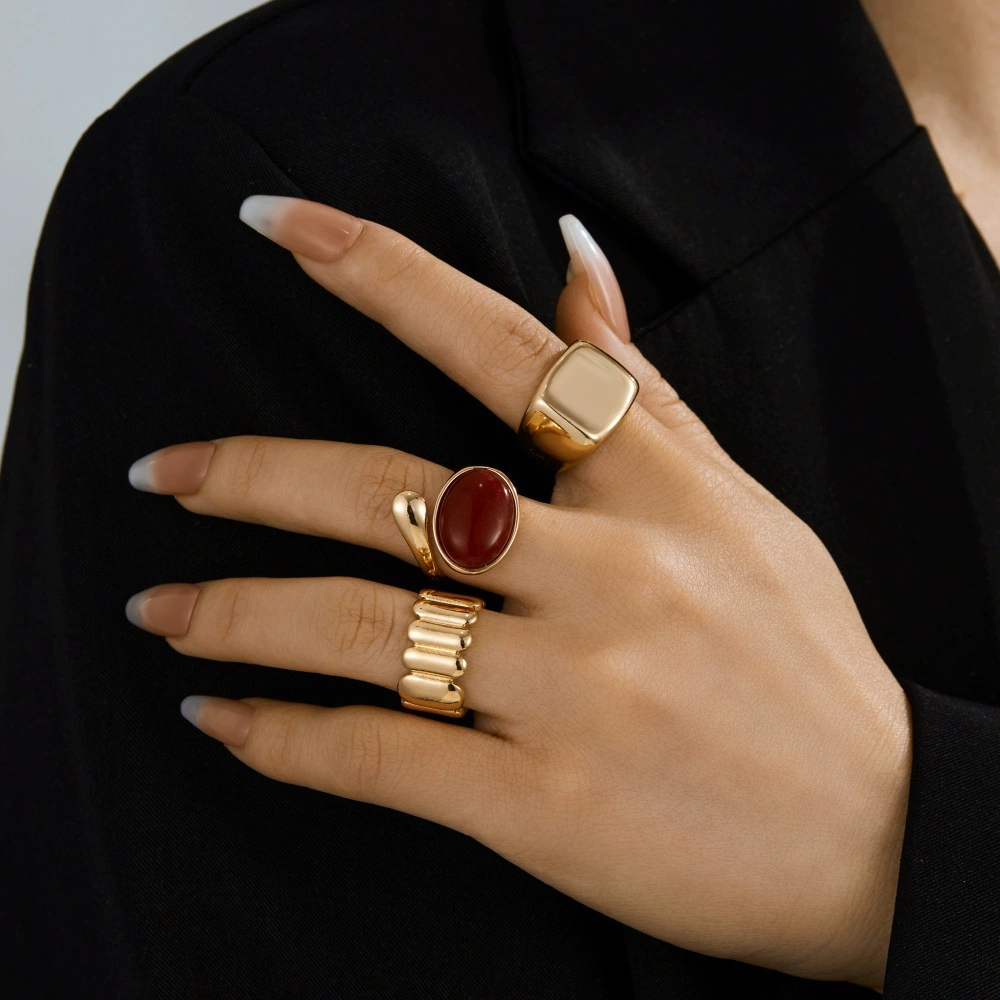 Новый трансграничный европейский и американский ювелирный сплав, красный масляный набор из 3 предметов, асимметричный элегантный комплект колец, модная комбинация