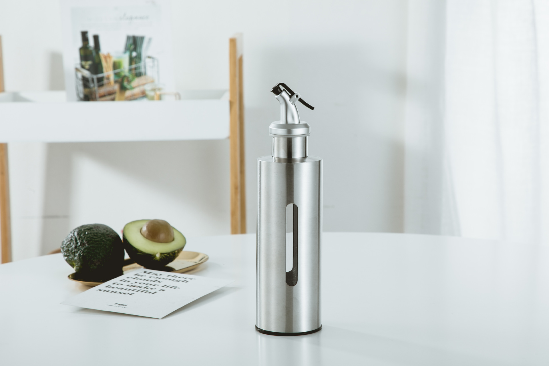 Stainless steel oil bottle spice bottle visual oil control bottle oil control jar kitchen spice bottle light soy sauce barbecue vinegar gold-plated