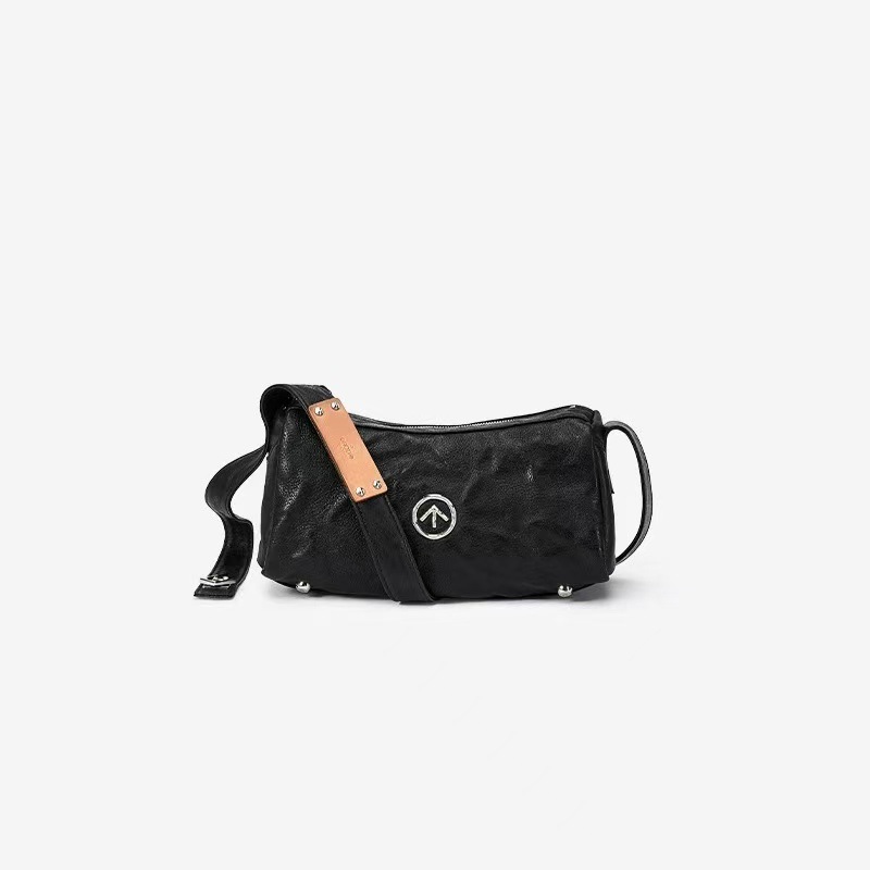 Black stone mini silver label