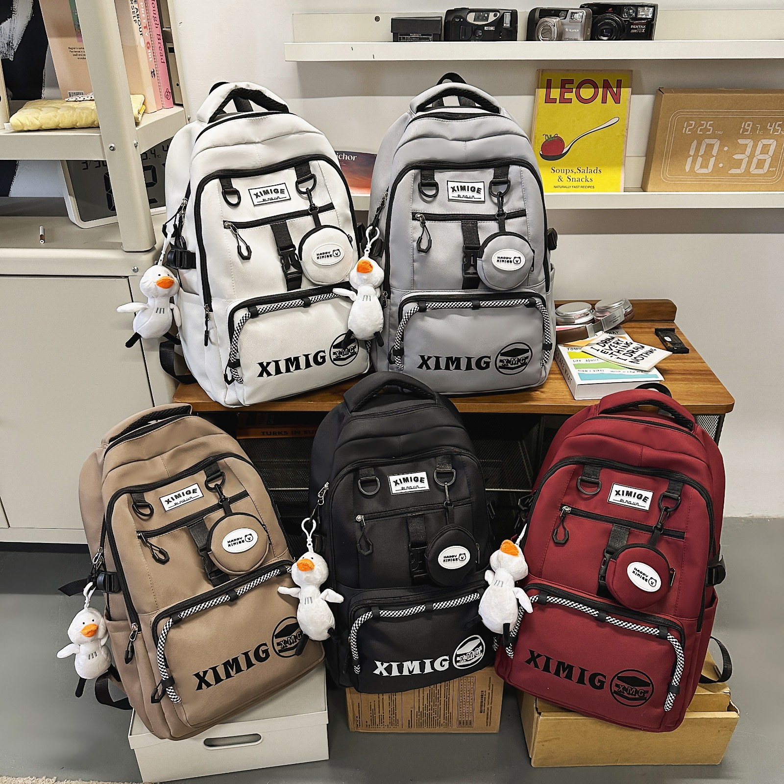 Linda chica mochila mochila mochila femenina versión coreana estrella chica de secundaria estudiante de secundaria mochila de gran capacidad y alto valor facial