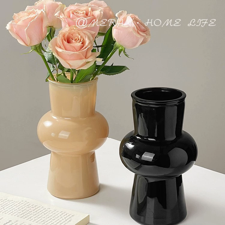 Винтажная нишевая черная стеклянная ваза во французском стиле для гидропонных цветов и сухоцветов, украшение цветочной композиции на обеденном столе в гостиной, легкий роскошный орнамент.