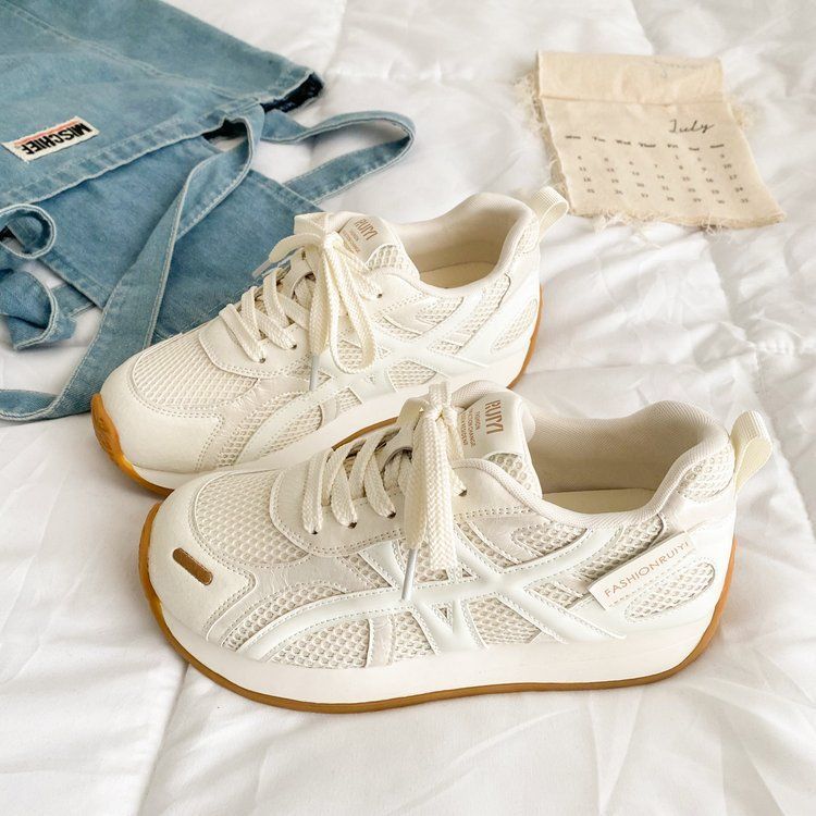 Zapatos de entrenamiento alemanes de todo fósforo de moda para mujer 2025 nuevos zapatos Forrest Gump de verano, zapatos deportivos de aumento de ocio transpirables de malla