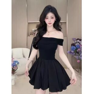 ��ʽһ�ּ�¶��tɫ�B��ȹŮ�ļ�2026�¿�С���ӽ^���������ȹ