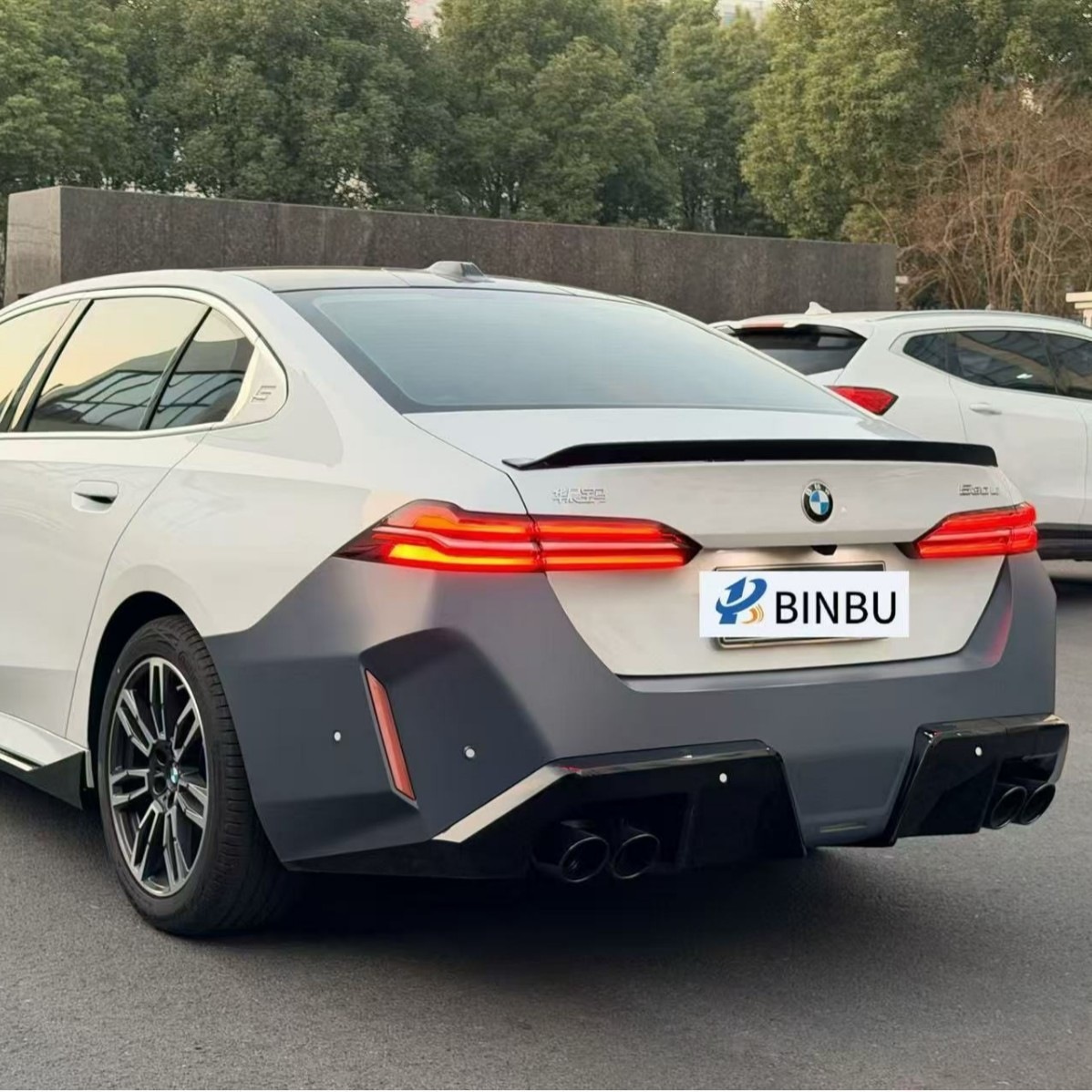 Suitable for Bmw 5 Series G60 G68 Modification and Upgrade to M5 G90 Large Body Kit Front and Rear Bumper Appearance Package