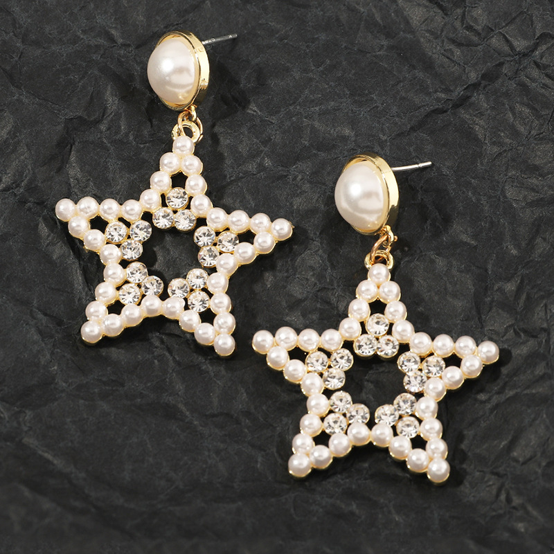 Fashion Round Five-pointed Star Pearl Earrings display picture 14