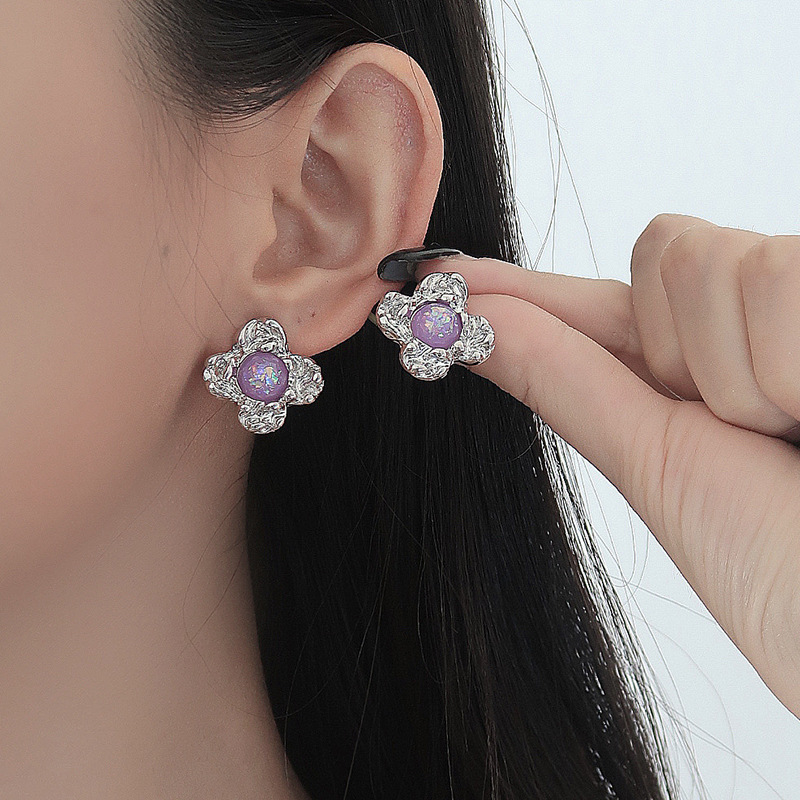 Sweet Flower Alloy Resin Ear Studs