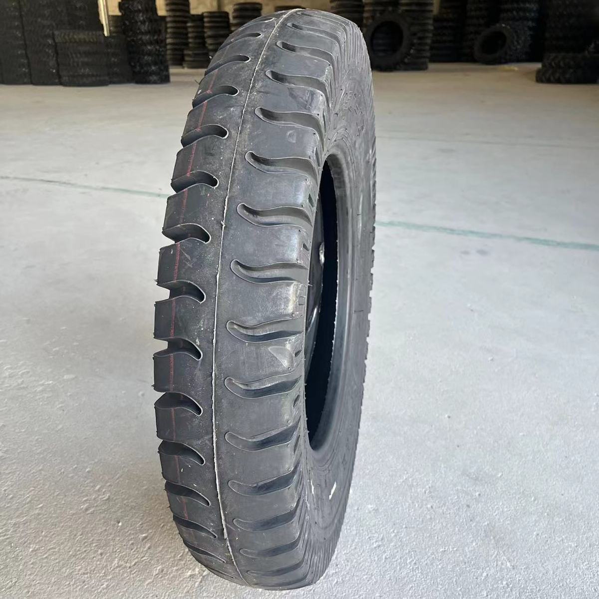 Agricultural Vehicle Tires 400 450 500 550 600-16 14 12 Three-Tire Four-Wheel Vehicle Tractor Tires