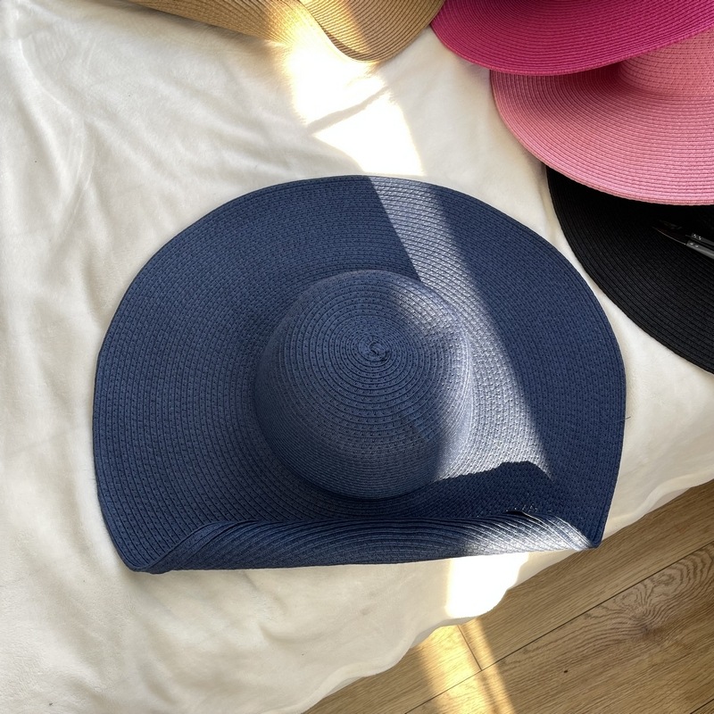 Women's Gender Elegant, Simple Style Style Women's Elegant Simple Style Solid Color Crimping Straw Hat