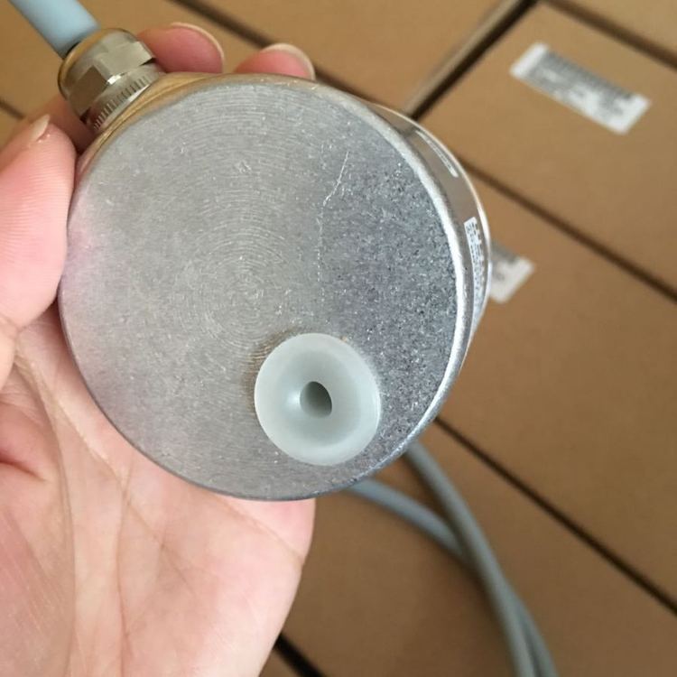 德国HENGSTLER运动控制传感器AC58/1212ES.41SCB亨士乐光电编码器