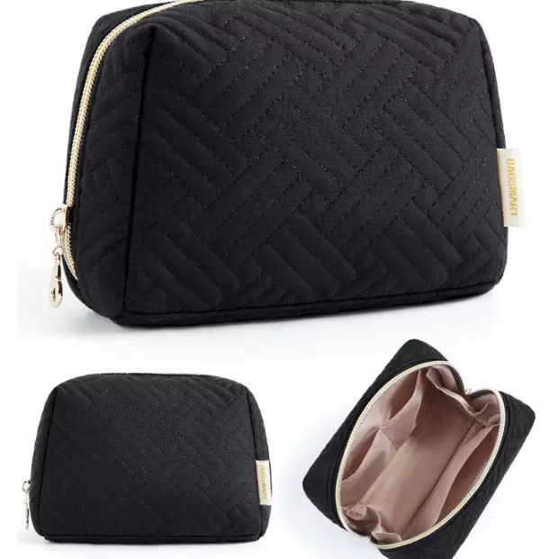 定制亚马逊爆款优雅宽敞的黑色化妆包