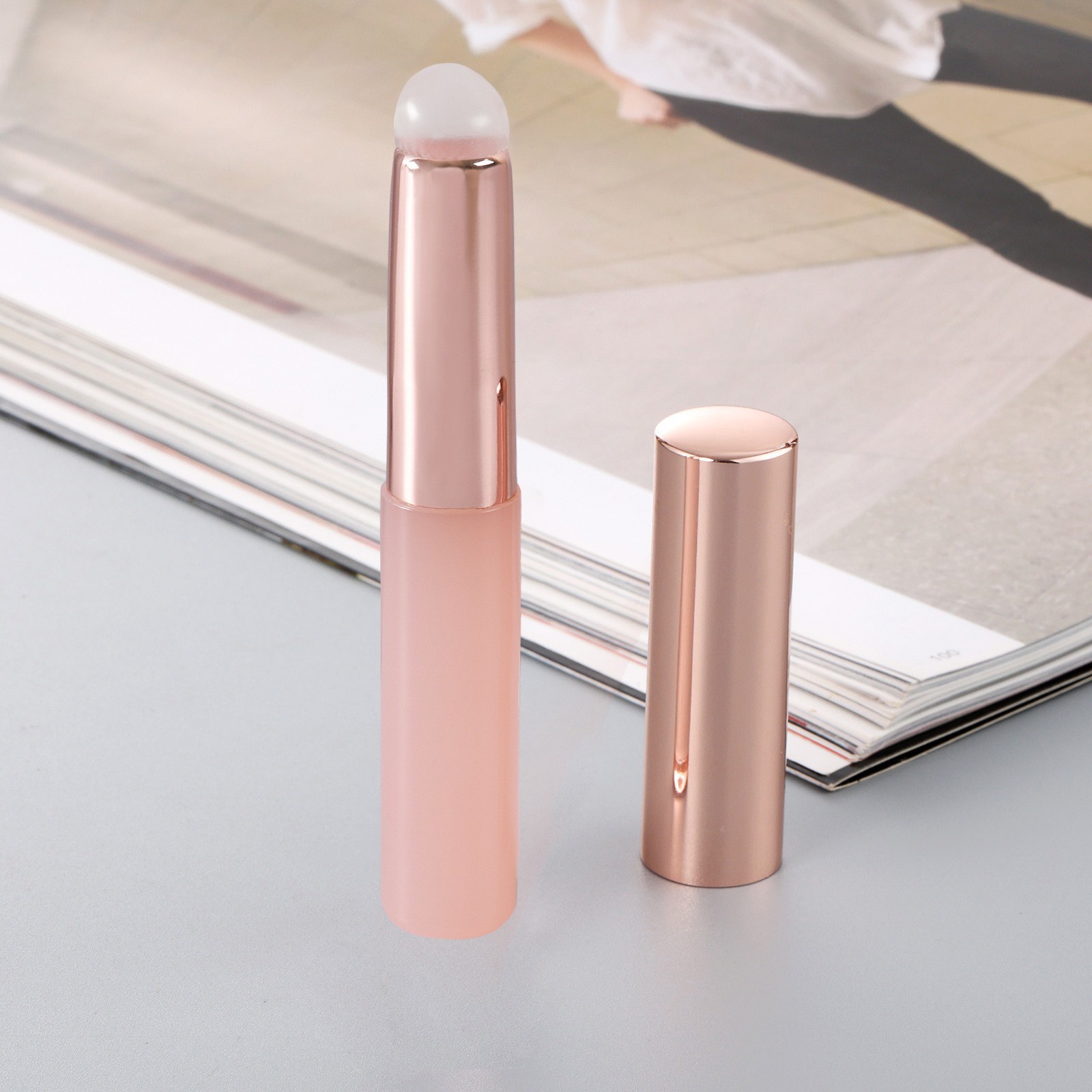 Q cepillo de labios de silicona suave con tapa cepillo de mascarilla de labios portátil lápiz labial especial mini lápiz labial de punta redonda cepillo de maquillaje image 17