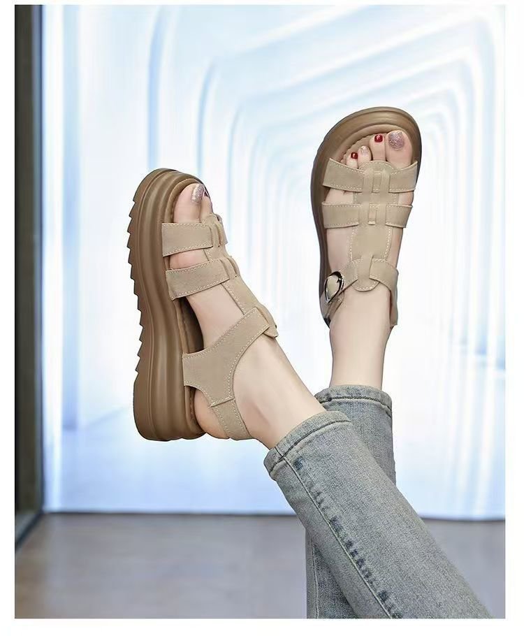 Explosión de soleas gruesas transpirables sandalias Birken para mujeres de verano 2026 nuevos cómodos zapatos casuales planos romanos antideslizantes