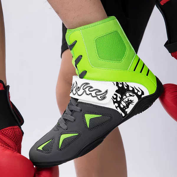 Large Size 45 46 Professional Sports Boxing Shoes Men's Fighting Competition Mesh Comprehensive Training Shoes Breathable Non-Slip Wear-Resistant