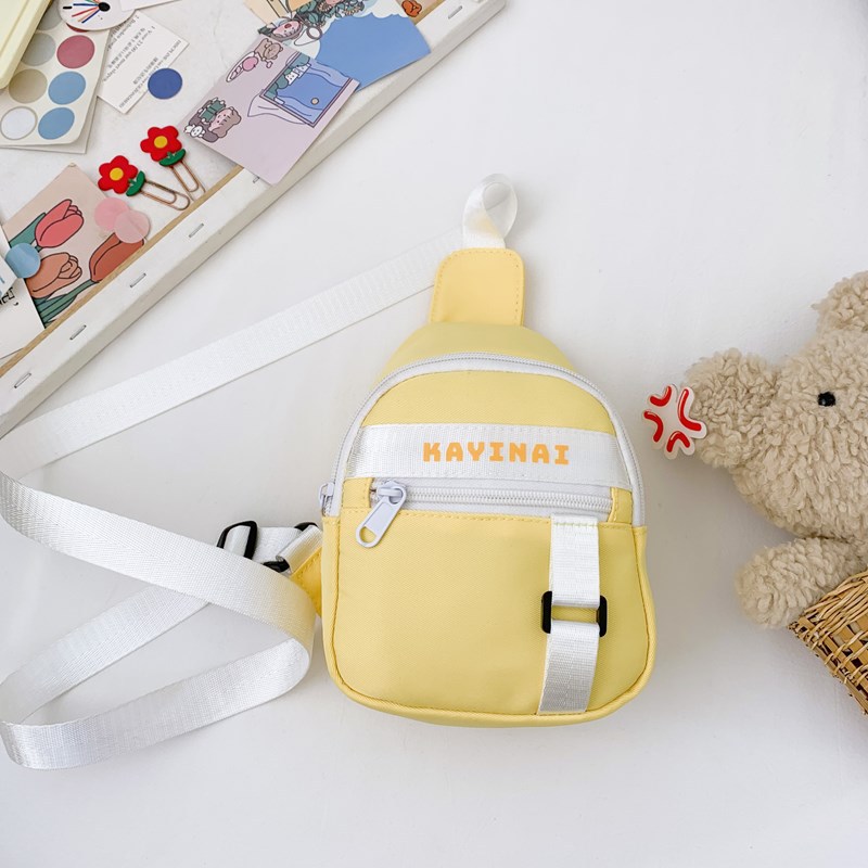Bolso de pecho para niños y niñas de color de contraste de moda coreana, deportes de ocio, letras de estilo occidental, bolso de mensajero para niños, nuevo bolso para niños