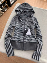 ��Ʒ 2025�¿�ƴ�ӗl�y�_���l��Ů�����OӋ�������@����ʽ�����B