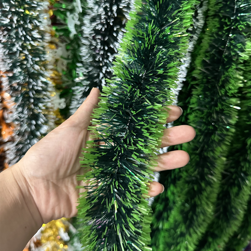 Transfronterizo 2 metros de cifrado verde oscuro borde blanco borde verde decoración de Navidad copo de nieve escena de diseño de tira de color tirar de la cinta de color