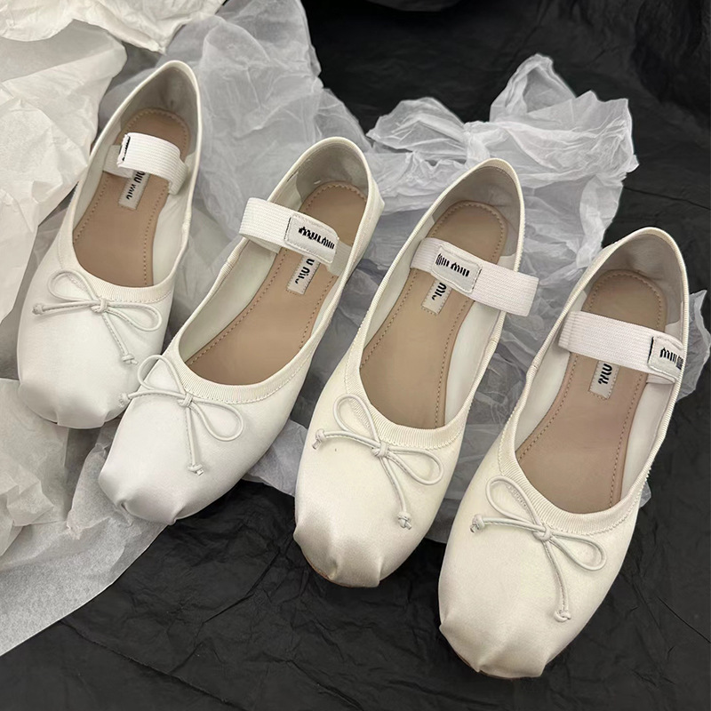 Zhou Yutong's Same Style Miu Miu Ballet Shoes for Women, 2026 Spring/Summer New Bowknot Mary Jane Flat Shoes