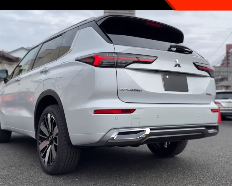 Suitable for Mitsubishi 25 Outlander modified rear bumper anti-scratch protection special decorative bright frame auto supplies