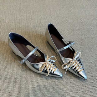 ��ʽ���������m����С���U�հ�����ЬŮһ�֎������Y��Ь