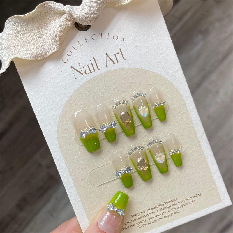 774-Escalera de longitud media A (10 piezas por caja)