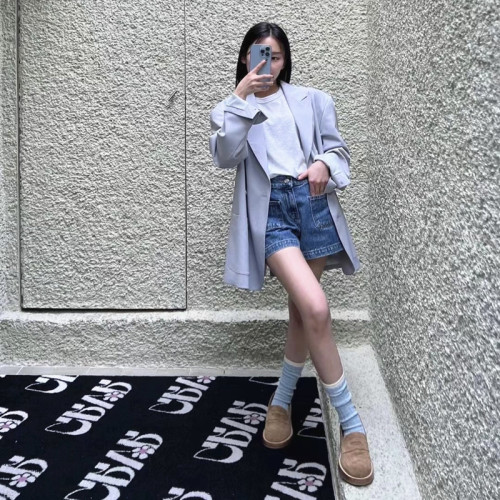 Korean Autumn/Winter New Double-Needle Colorblocked Fabric Label Socks for Men and Women, Ins Trendy Niche Collaborative Socks, Pure Cotton Mid-Calf Socks