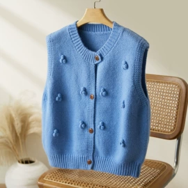 女式衬衫;休闲裤;连衣裙