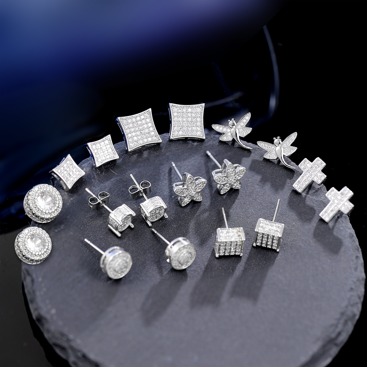 CR7 Diamond Studs - Micro-Inlaid Zircon Hip Hop Earrings For Men (Football Inspired Luxury Studs, Hot Selling)_voghion.com