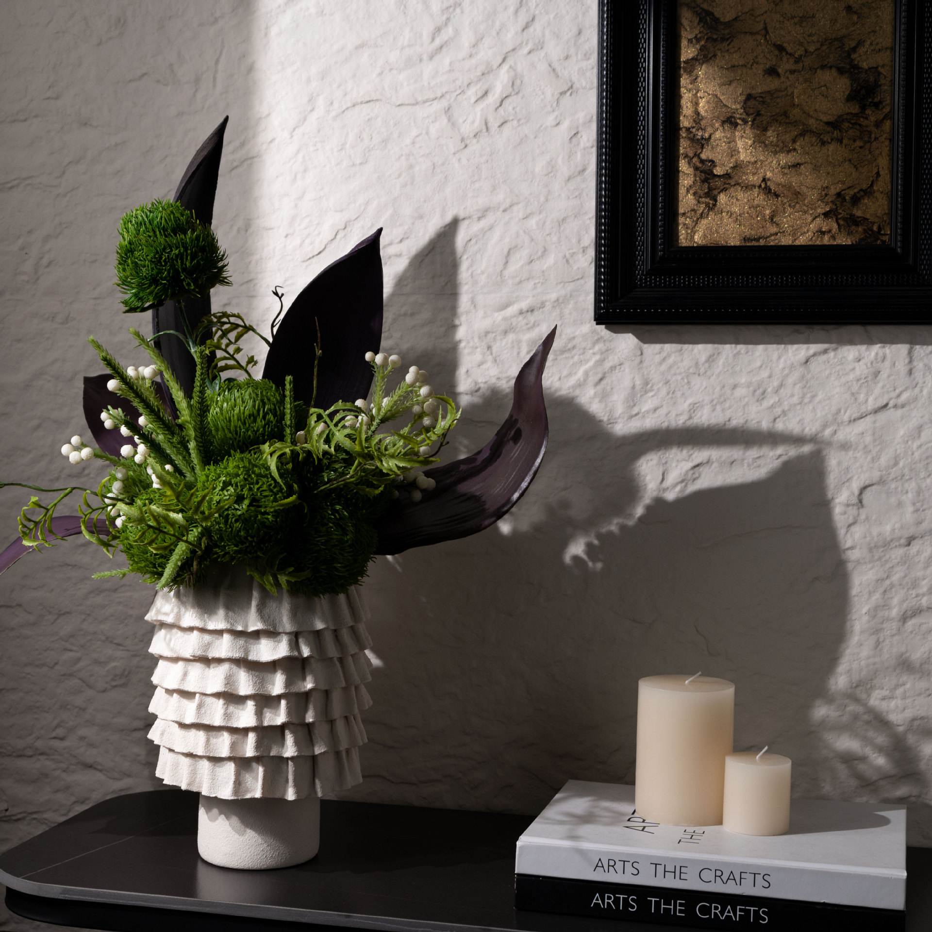 Modern Simple Handmade Pleated Resin Vase Simulation Floriculture Homestay TV Cabinet Entrance Floriculture Designer Ornaments