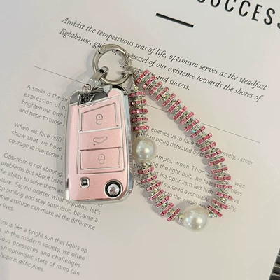 Car key bag Bora, Tayron 300, Tharu 330 - volkswagen-model-b-quicksand-powder-diamond-encrusted-pearl-chain-pink