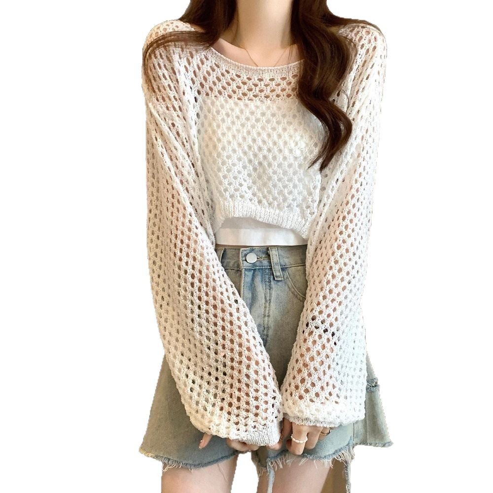 summer knitted short solid sweater with a round collar