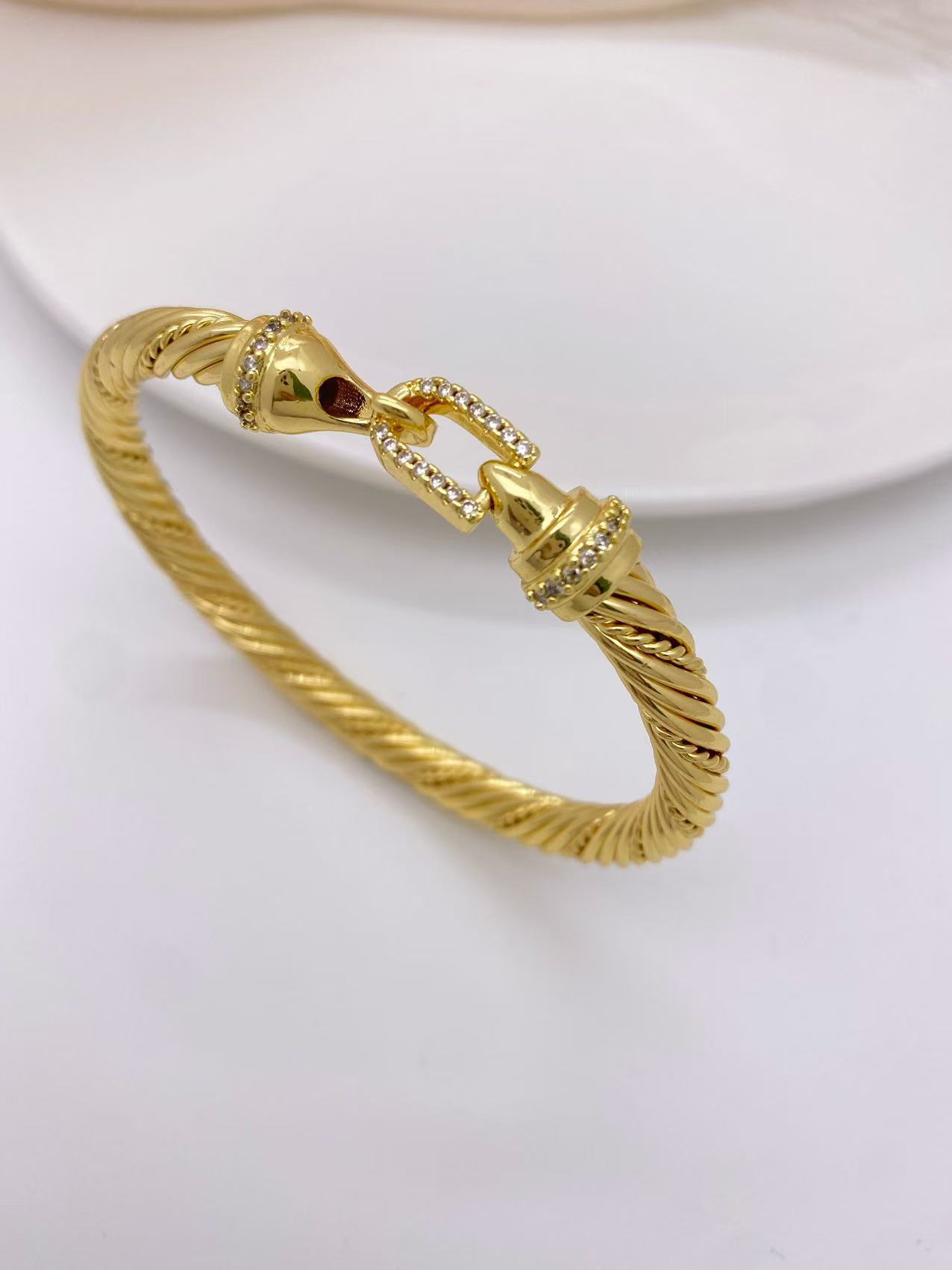 Wholesale Jewelry Simple Style Geometric Copper Zircon 18K Gold Plated Inlay Bracelets Necklace display picture 7