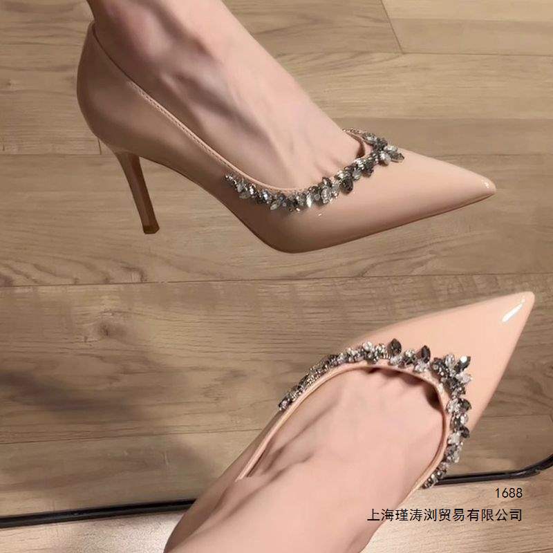 Fairy patent leather rhinestone sexy plus-size high-heeled shoes for women, 2026 new model, stiletto heel, pointed toe, stylish and comfortable sandals Fairy patent leather rhinestone sexy plus-size high-heeled shoes for women, 2026 new model, stiletto heel, pointed toe, stylish and comfortable sandals