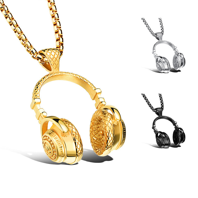 fashionable pendant