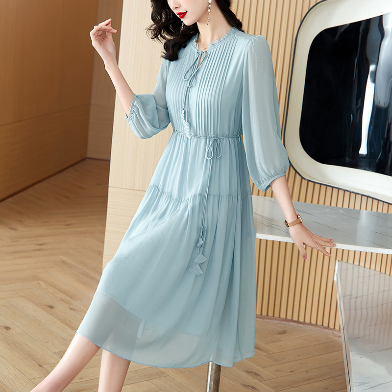 2025 Summer Round Neck Waist Tie Slimming Silk Mulberry Silk Dress Fairy Vacation Style Swing Long Dress Trendy