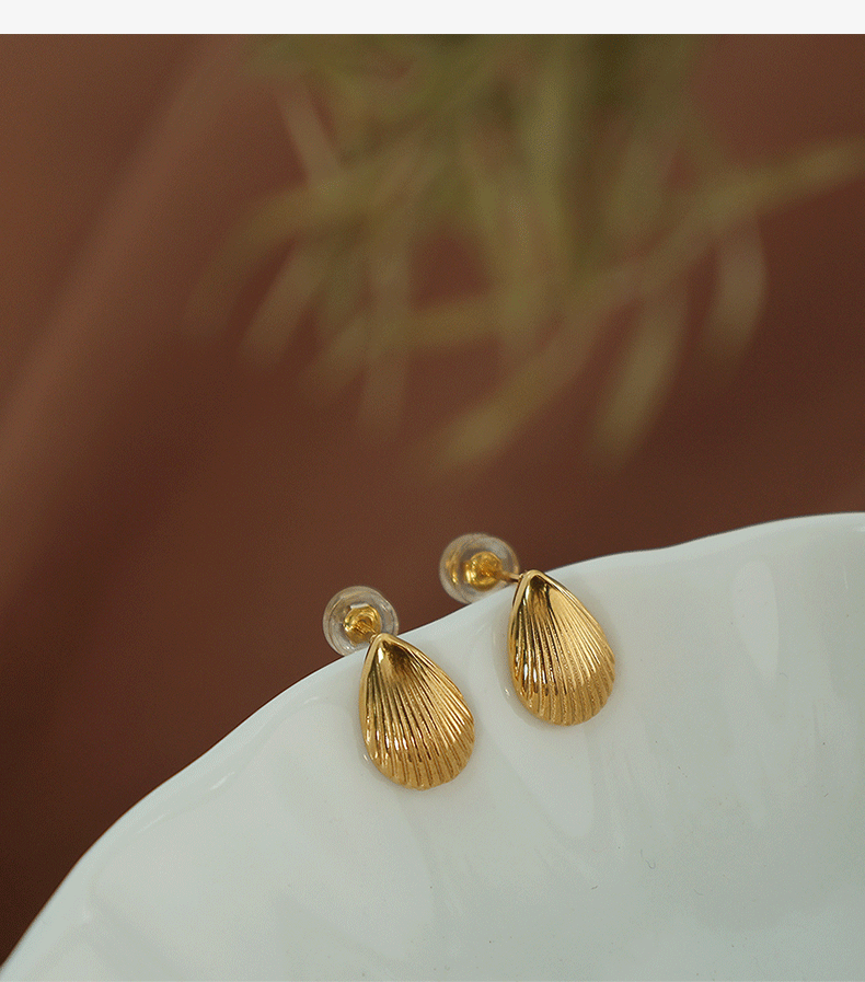 PVD Coated Gold Plating Process Real Gold Plated Plating Material PVD Coated Real Gold Plated Water Droplets Titanium Steel Simple Style Waterproof Non Tarnish Ear Studs