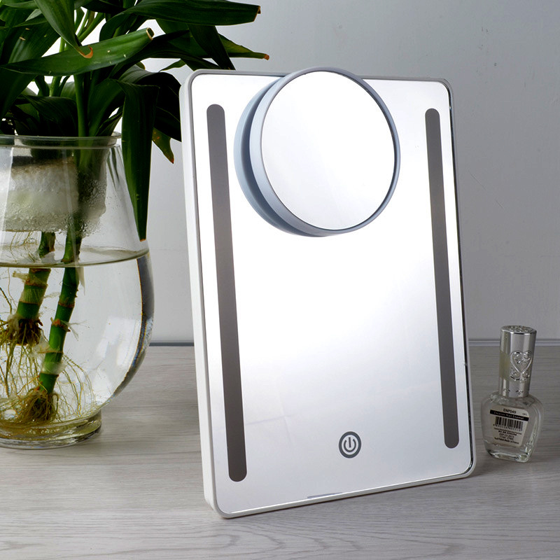 10347426389_475413392