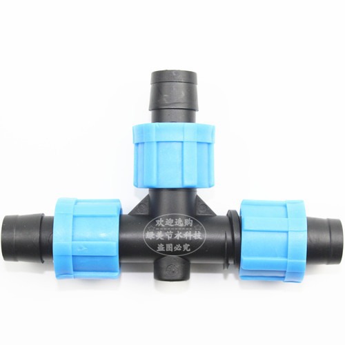 conector de accesorios especiales para correa de riego por goteo de 16 mm con bloqueo de tres conexiones de inserción de parche tipo laberinto en tierras agrícolas