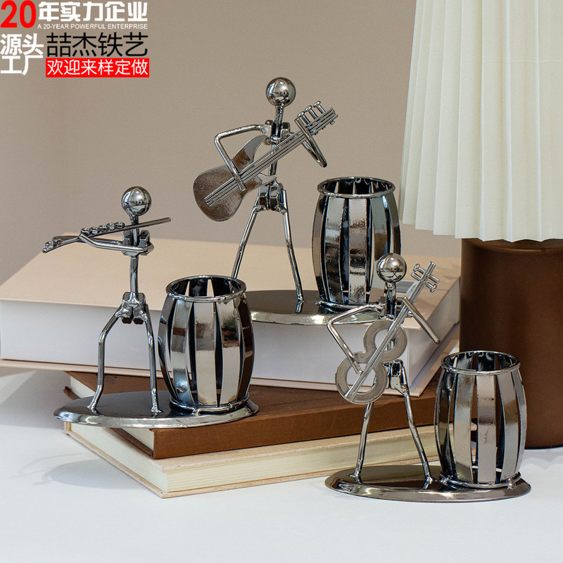 Vintage wrought iron band musician pen holder creative handmade home decorations living room desktop in stock wholesale