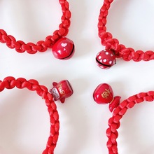新款狗绳子铃铛爱心草莓卡通铃铛宠物可伸缩红色绳子厂家批发