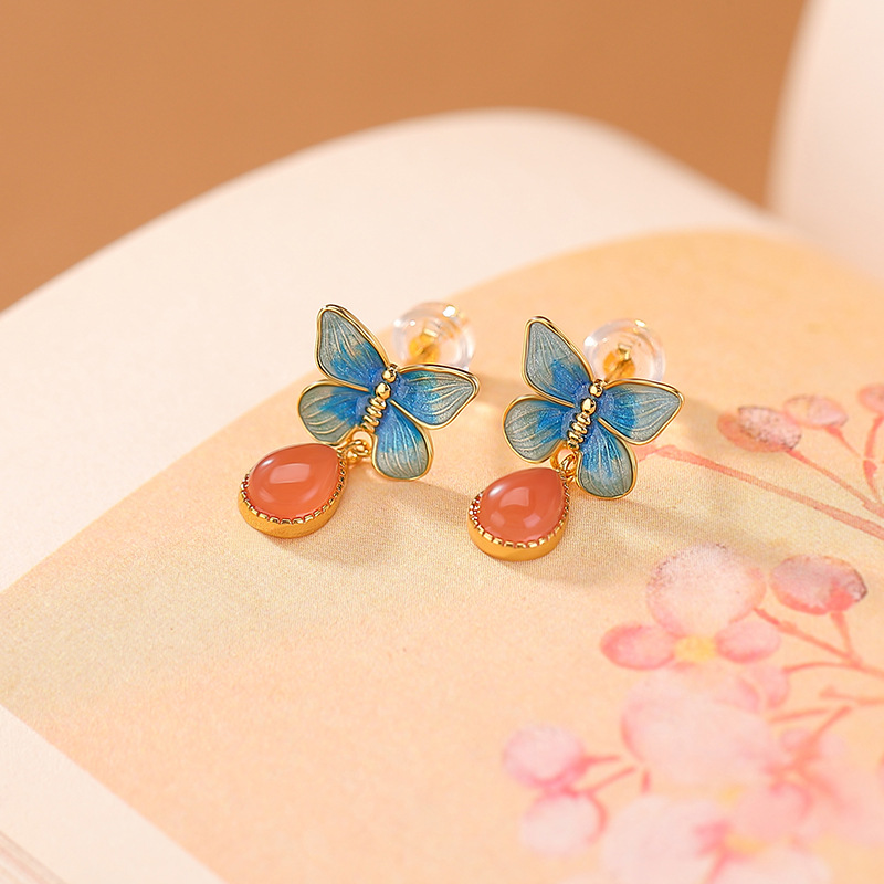 Bông tai Stud bạc S925 mạ vàng đính đá ngọc bích hồng nam mã não hình bướm — Tiền thủy hồng