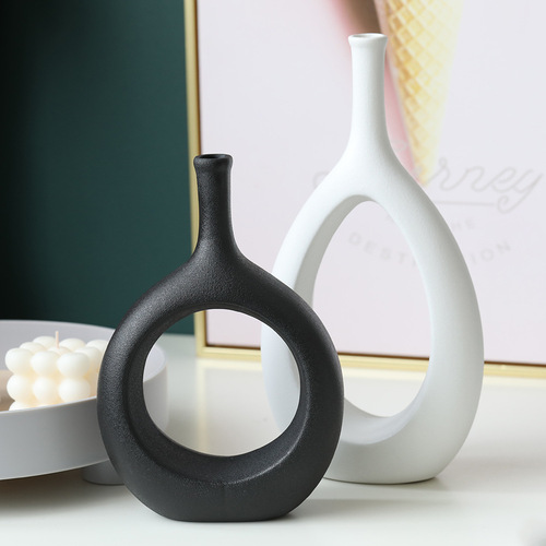 Nordic ceramic vase wholesale, Instagram-style small-mouthed decorative item for living room, floral arrangement, light luxury and sophisticated design, creative hydroponic flower pot