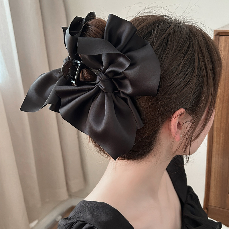 Escape Princess Kopfbedeckung ~ Satin Big Bow Grab Clip Shark Clip Hinterkopf Haar Korean Grab Clip Ins Clip_voghion.com