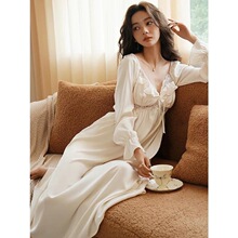 S 35720 French Padded Satin Nightgown ��ʽ˯ȹ ŷ���羳