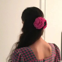 ���m���ɿ�õ��caroͬ���ץ�AŮ2024���¿�r�д�̖���~�A�^�