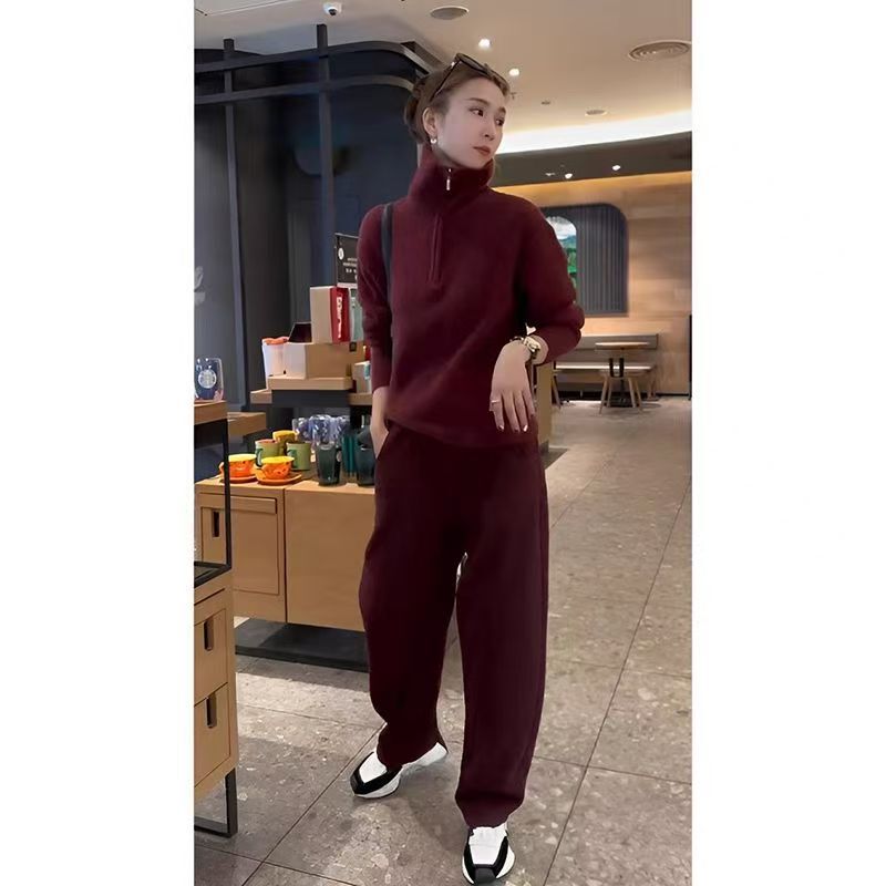 Autumn and winter with a set of European fashion leisure sports suit women's foreign style fleece-lined sweater wide leg pants two-piece set