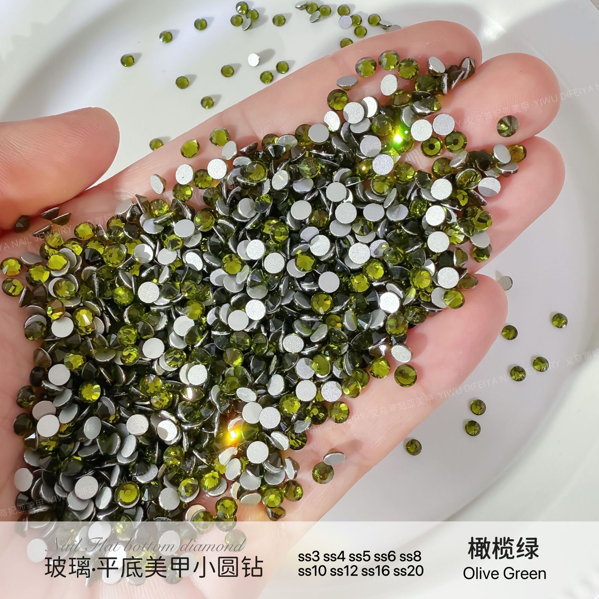 실버 배경 올리브 그린