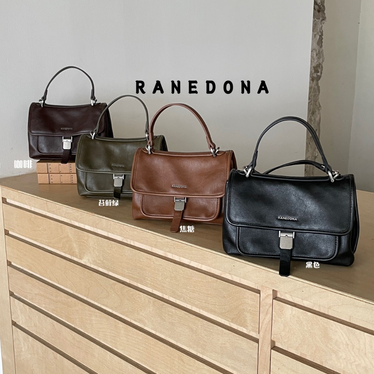Vintage Flap Messenger Bag for Women 2026 New Model High-End Retro Handbag Commuting Shoulder Crossbody Small Square Bag