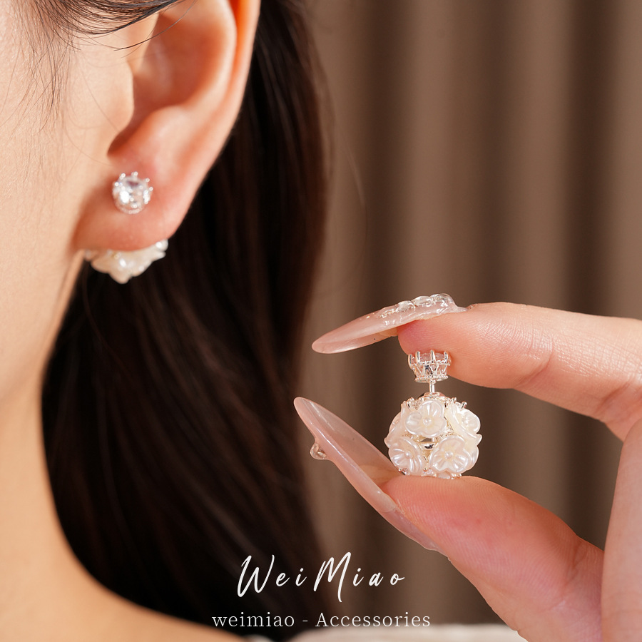 Agujas de plata flores de zircón perlas redondas frescas y dulces aretes ligeros de lujo alta sensación auriculares al por mayor